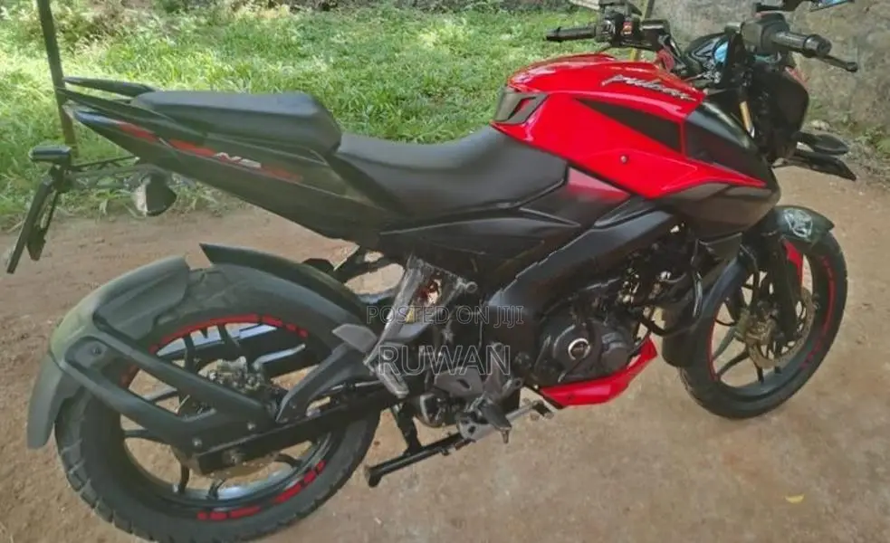 Bajaj Pulsar NS160 2018