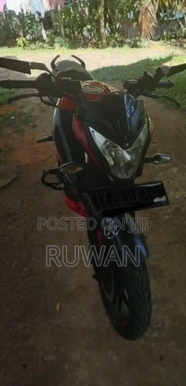 Bajaj Pulsar NS160 2018