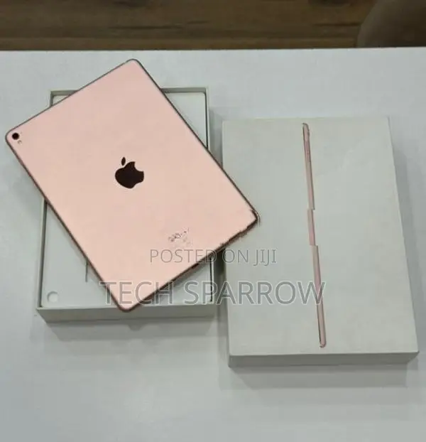 Apple iPad Pro 9.7 inch 32GB Wi-Fi