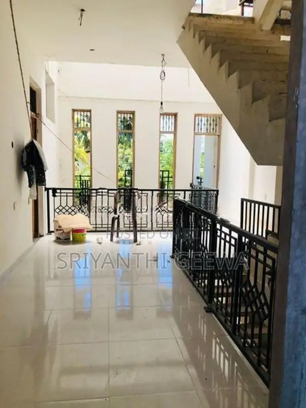 3 Story House for Sale in Kiribathgoda