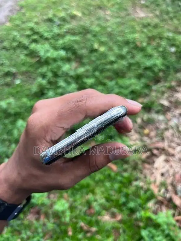 Apple iPhone 11 Pro (Used)