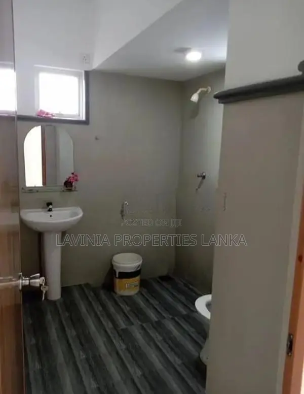 Single Storey House for Sale - Ethul Kotte Isu007