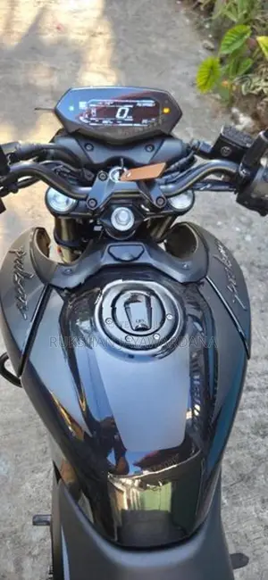 Bajaj Pulsar N160 2025
