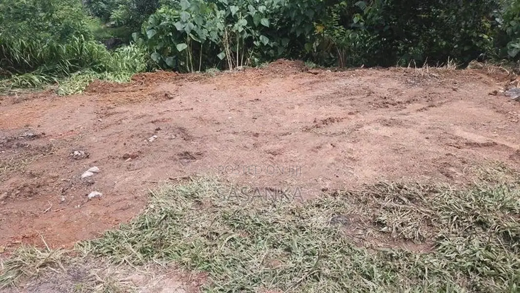 Nawinna Prime Location 21 Perches land With Old House For sale