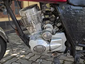 Suzuki GN 125 2000
