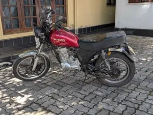 Suzuki GN 125 2000
