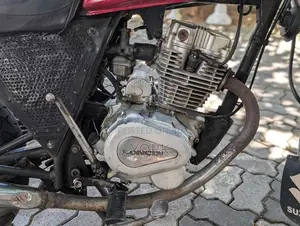 Suzuki GN 125 2000