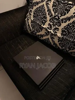 PS4 Pro 1TB (Jailbroken)