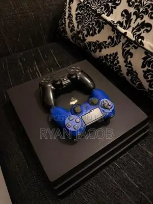 PS4 Pro 1TB (Jailbroken)