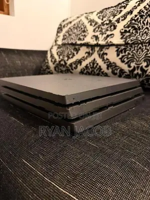 PS4 Pro 1TB (Jailbroken)