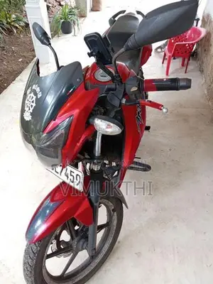 TVS Apache RTR 150 2015