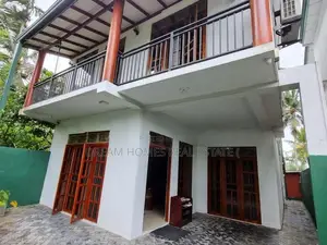 Modern Family House for Sale – Malabe