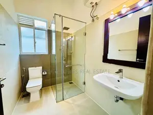 Modern 2-Storey House in Prime Thalawathugoda Location