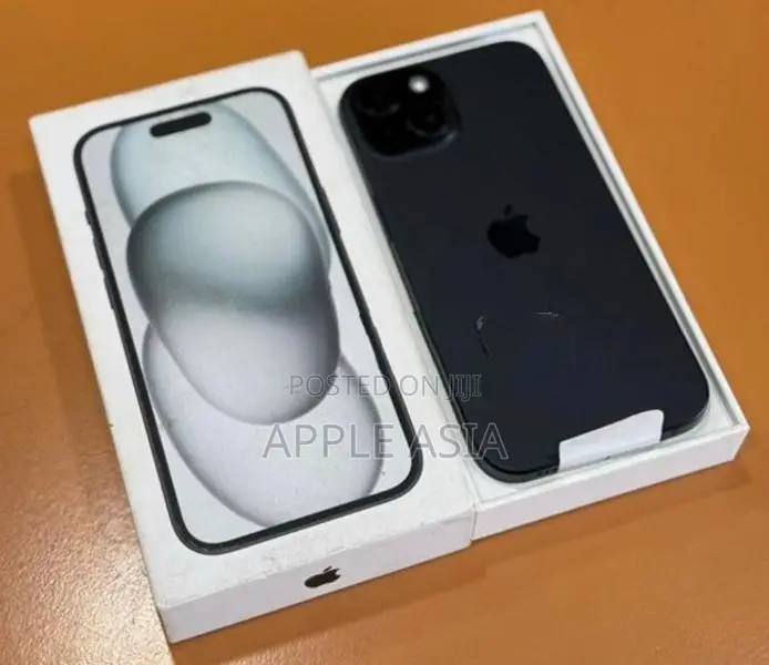 Apple iPhone 15 (Used)