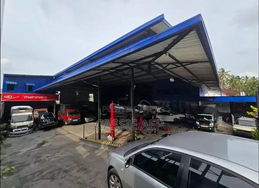 Fully Equipped Auto Mobile Workshop for Sale Homagama