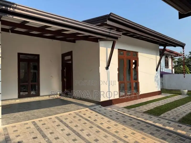 Brand New Single Storey House for Sale in Piliyandala