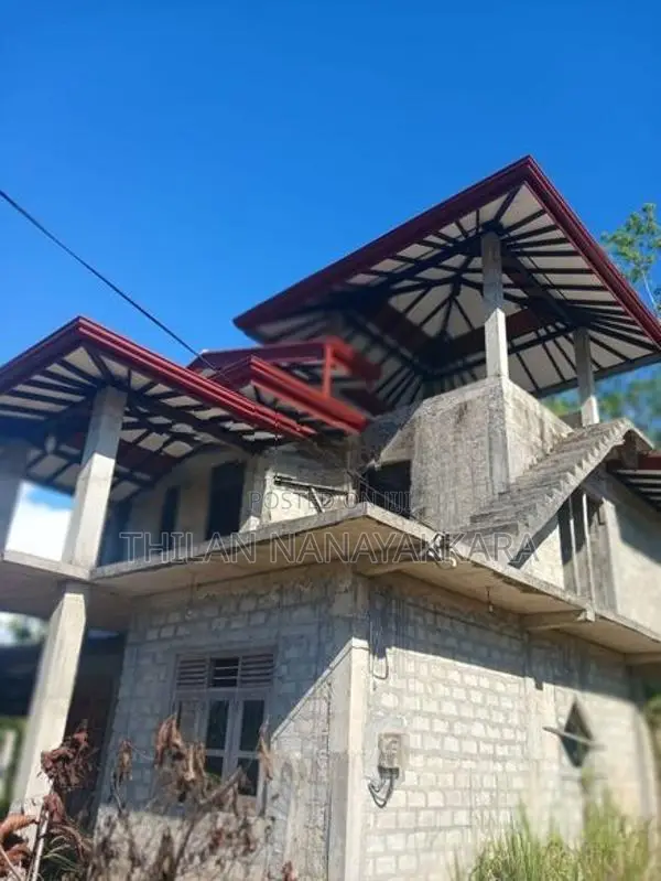 Modern 4 Bedroom House for Sale in Benthota.
