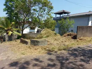 9.5 Perch Land for Sale in Athurugiriya