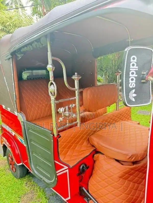 Bajaj RE Three Wheeler 2015 2014