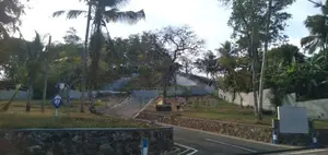 කාරාපිටියෙන් බිම්කොටස්