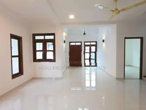 Modern House for Sale in Athurugiriya 🏠