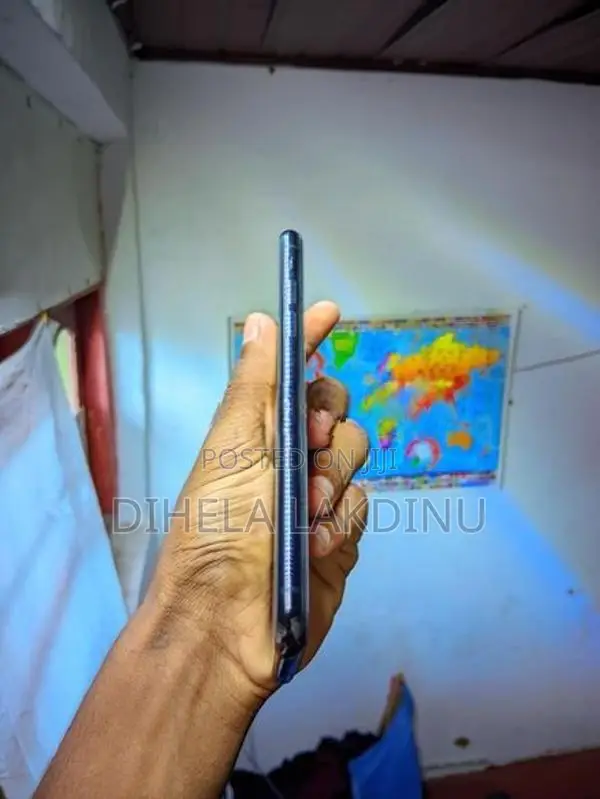 Apple iPhone X (Used)