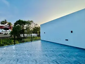 Valuable Luxury House for Sale in Athurugiriya