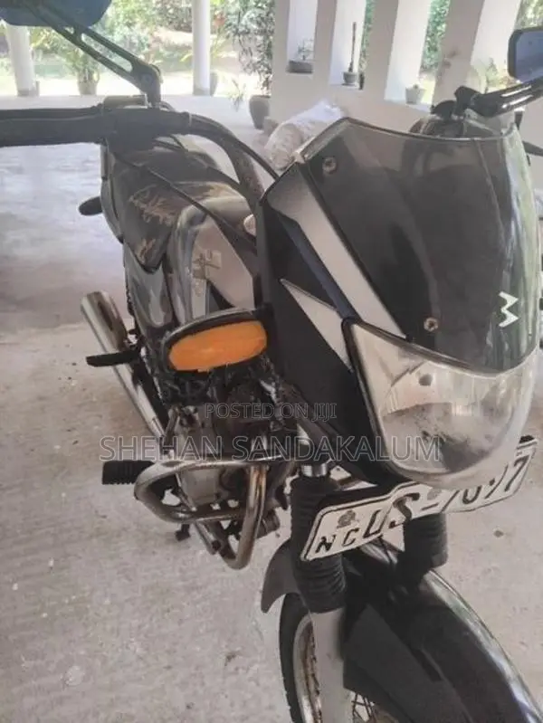 Bajaj CT100 2009