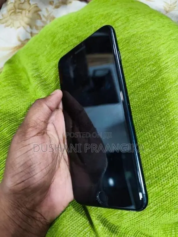 Apple iPhone 7 Plus (Used)