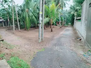 Athurugiriya Habarakada Strategic Land for Sale Near