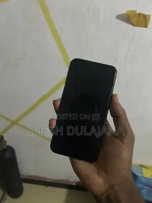 Apple iPhone 11 Pro 256GB (Used)