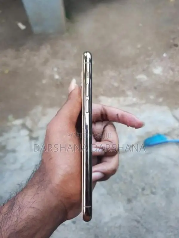 Apple iPhone 11 Pro (Used)
