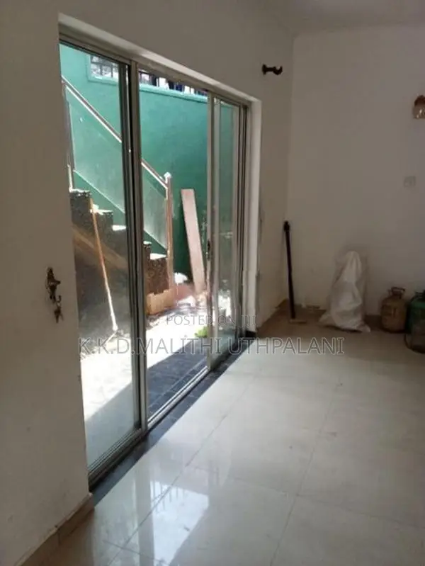 Fist Floor House For Rent Dehiwala