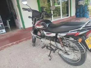 Bajaj CT100 2006