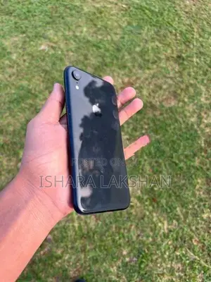 Apple iPhone XR (Used)