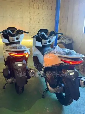 Honda PCX160 2025