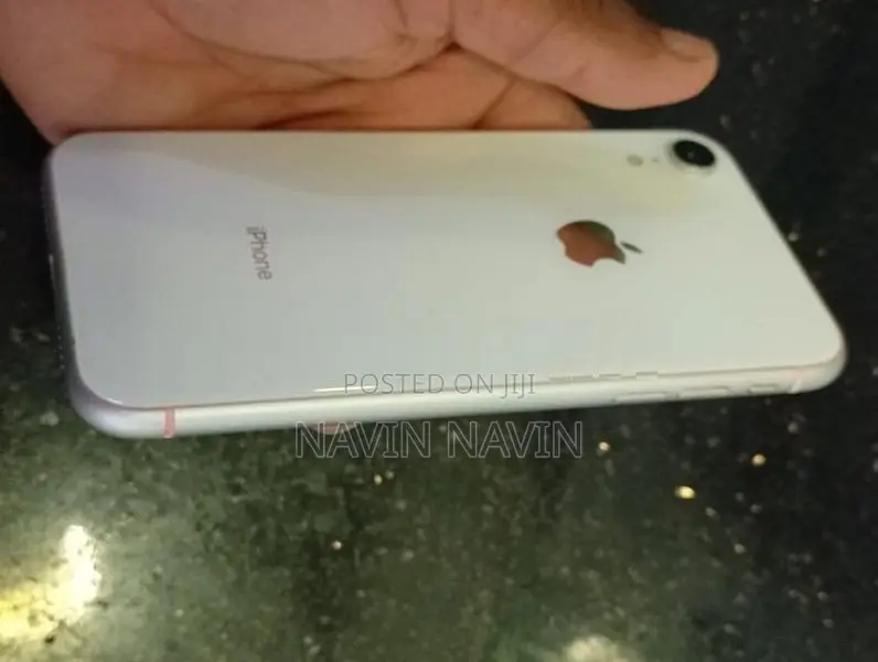 Apple iPhone XR 128GB (Used)