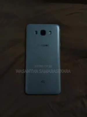 Samsung Galaxy J7 (2016) (Used)