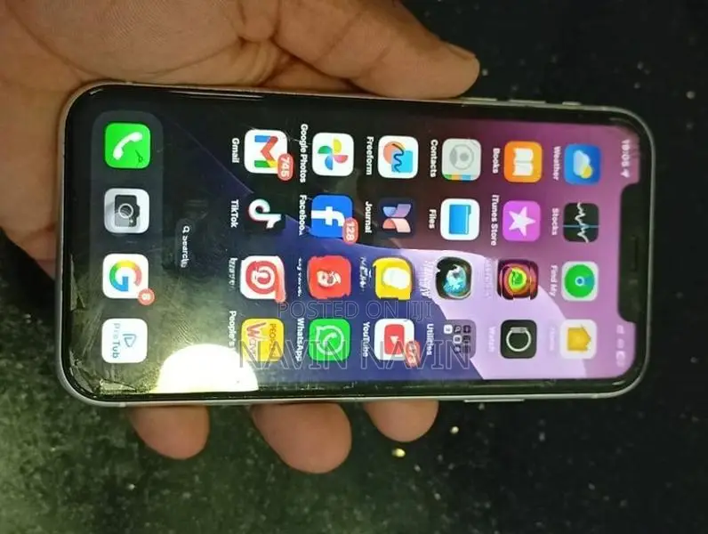 Apple iPhone XR 128GB (Used)