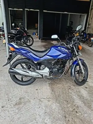 Hero CBZ 1998