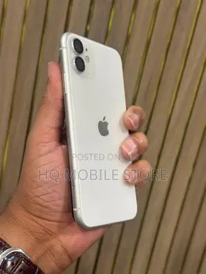 Apple iPhone 11 128GB (Used)