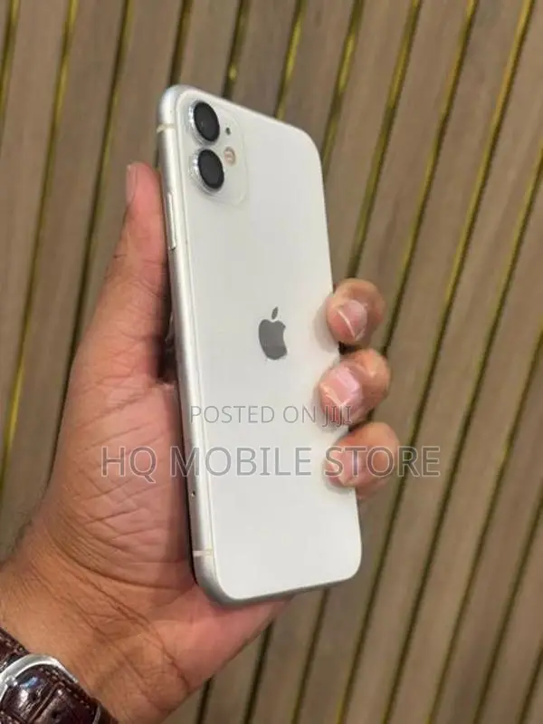 Apple iPhone 11 128GB (Used)