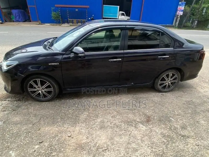 Toyota Axio WXB 2016