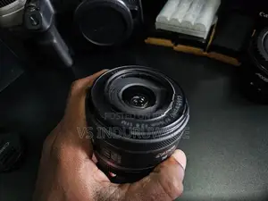 Canon RF 16mm F2.8 Lens