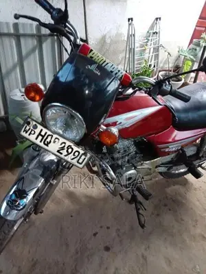 Bajaj Boxer 2003