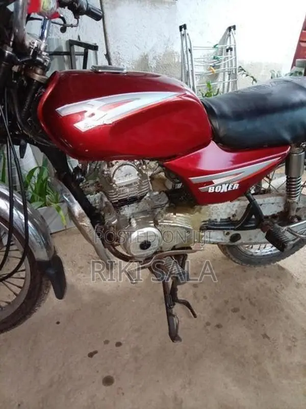 Bajaj Boxer 2003