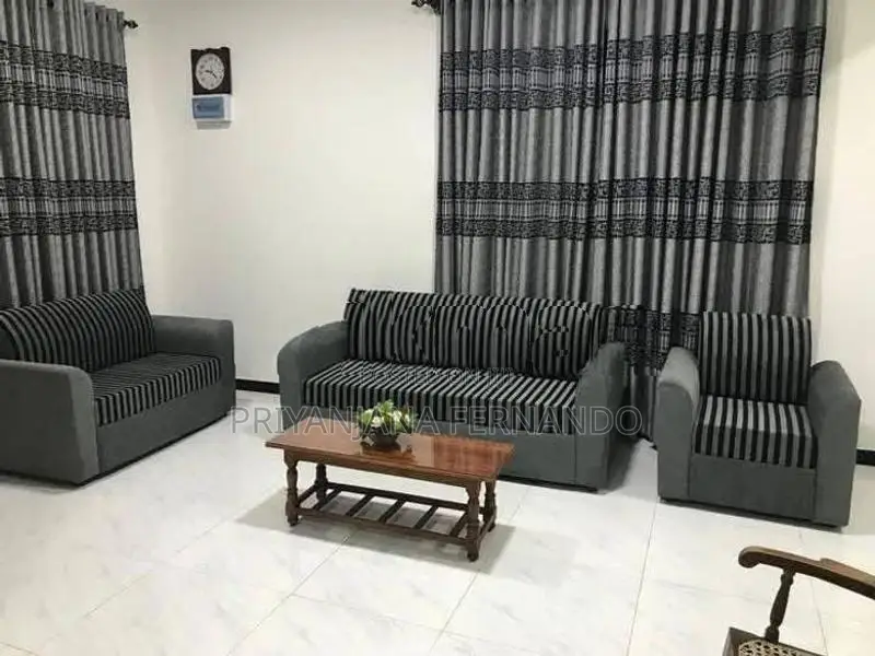 Full Cushion Sofa Set