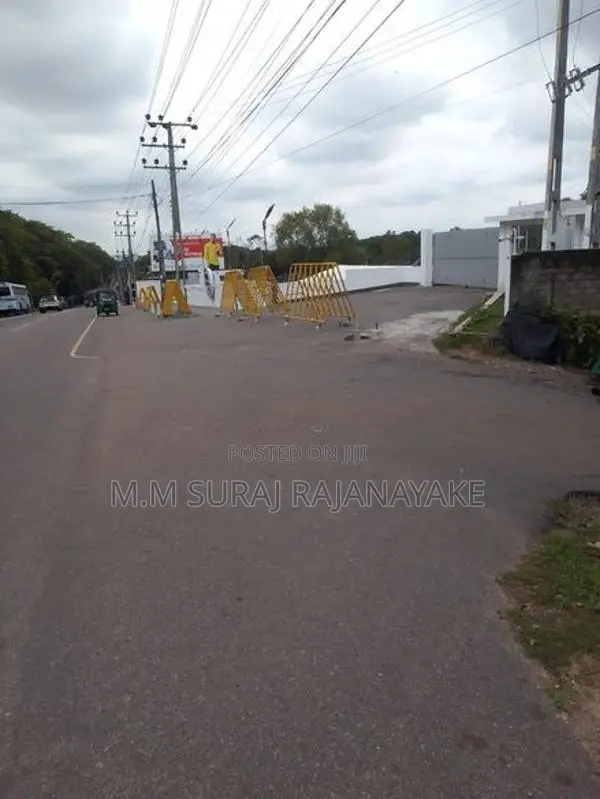Suitable Land for Sale in Adiambalama