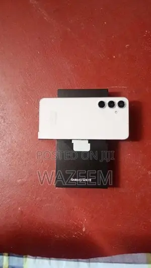 Samsung Galaxy S24 FE (Used)