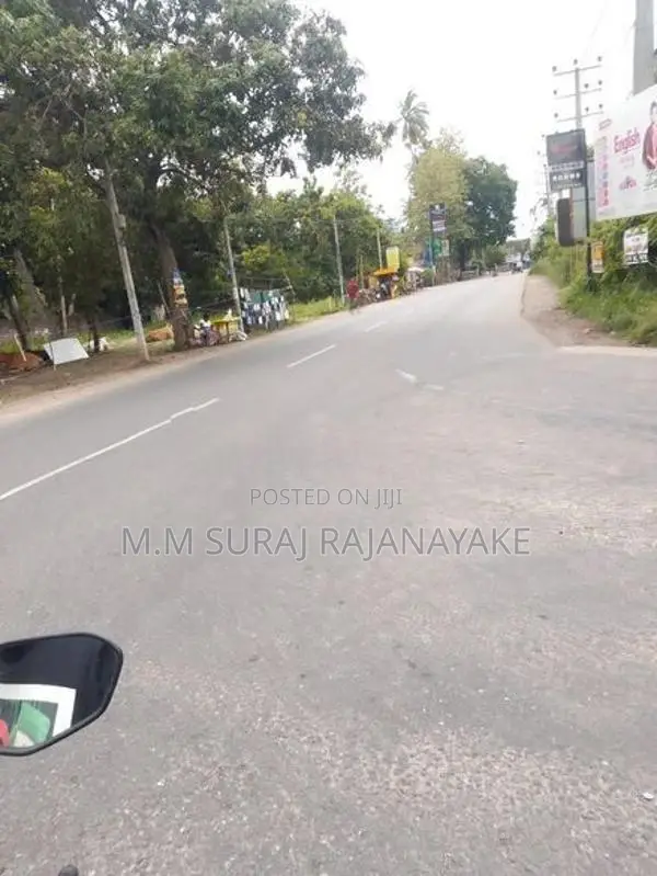 Suitable Land for Sale in Adiambalama
